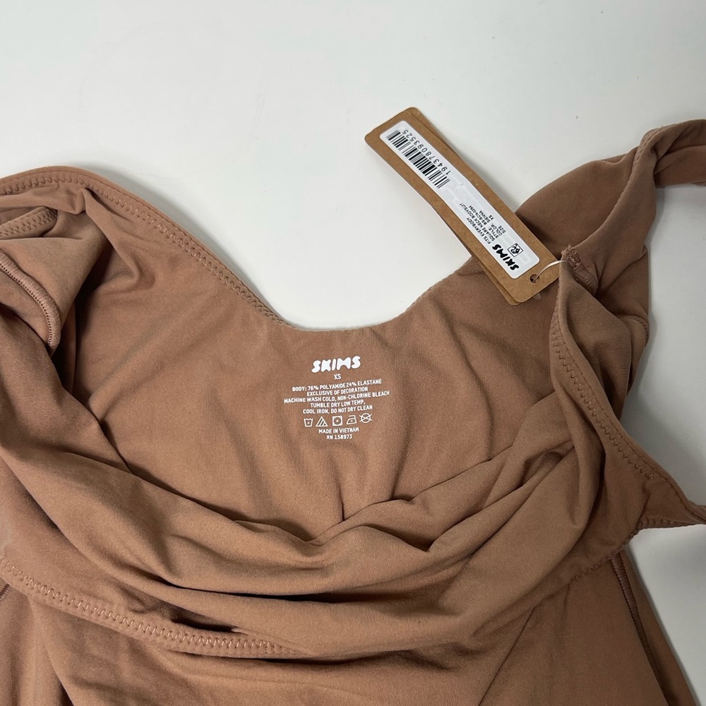 Skims Fits Everybody Square Neck Thong Bodysuit in Sienna - Picture 10 of 12